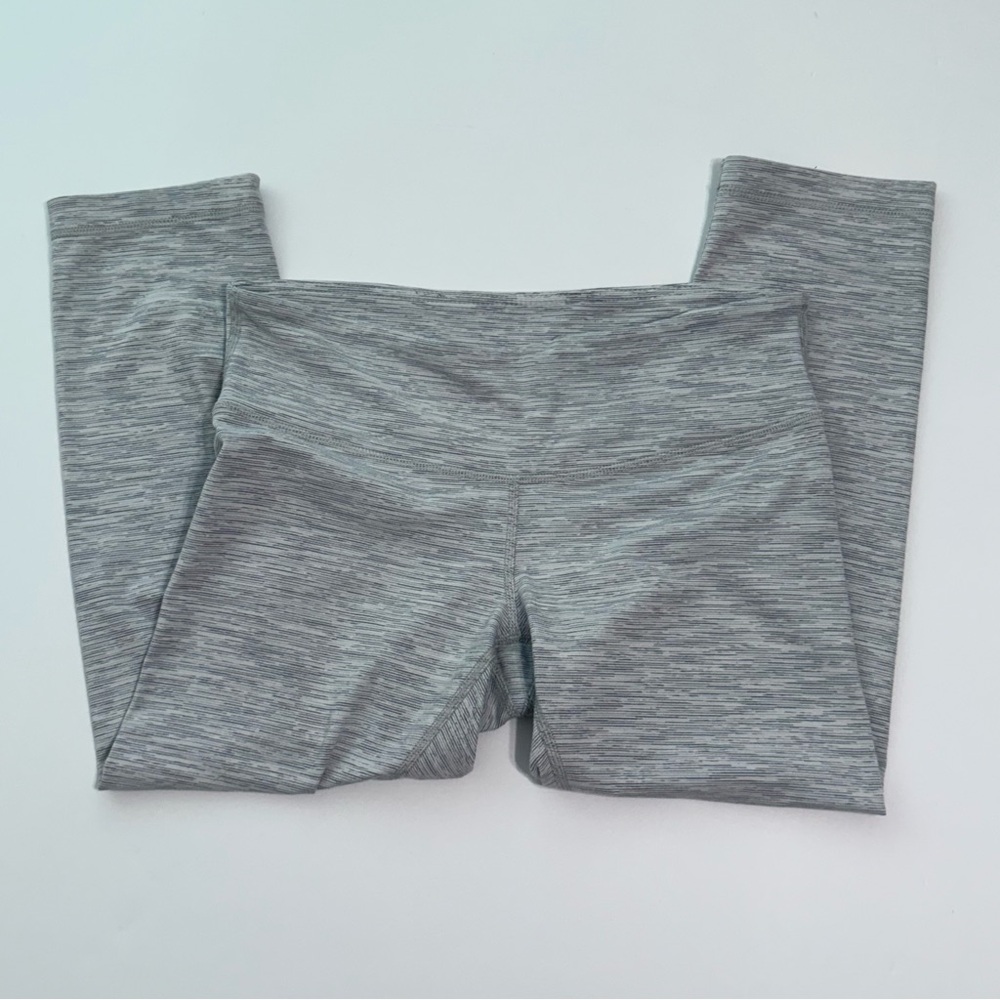 Lululemon Athletica Heathered Gray Capris 
Leggings